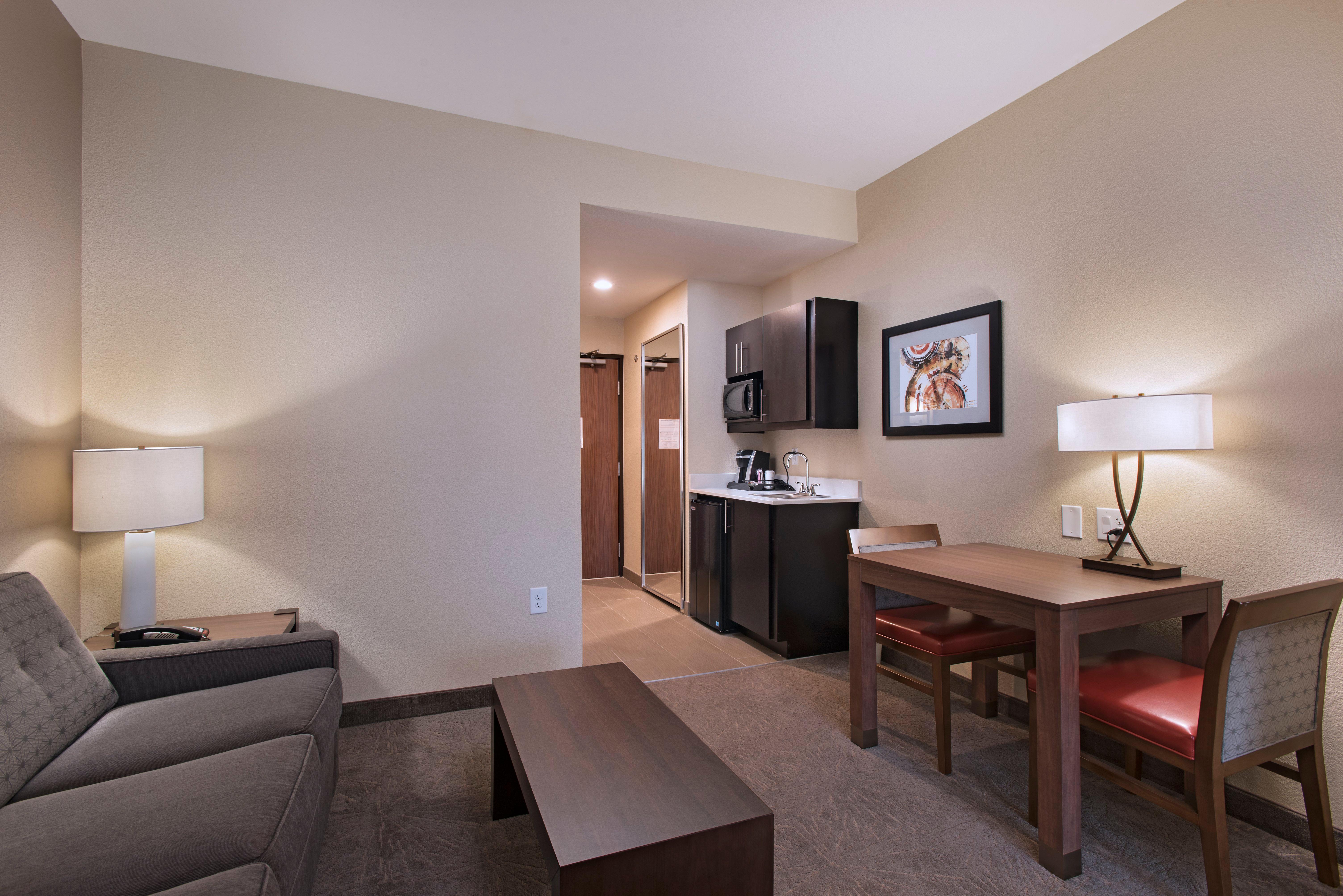 Holiday Inn Express & Suites Austin Nw - Four Points By Ihg Екстер'єр фото
